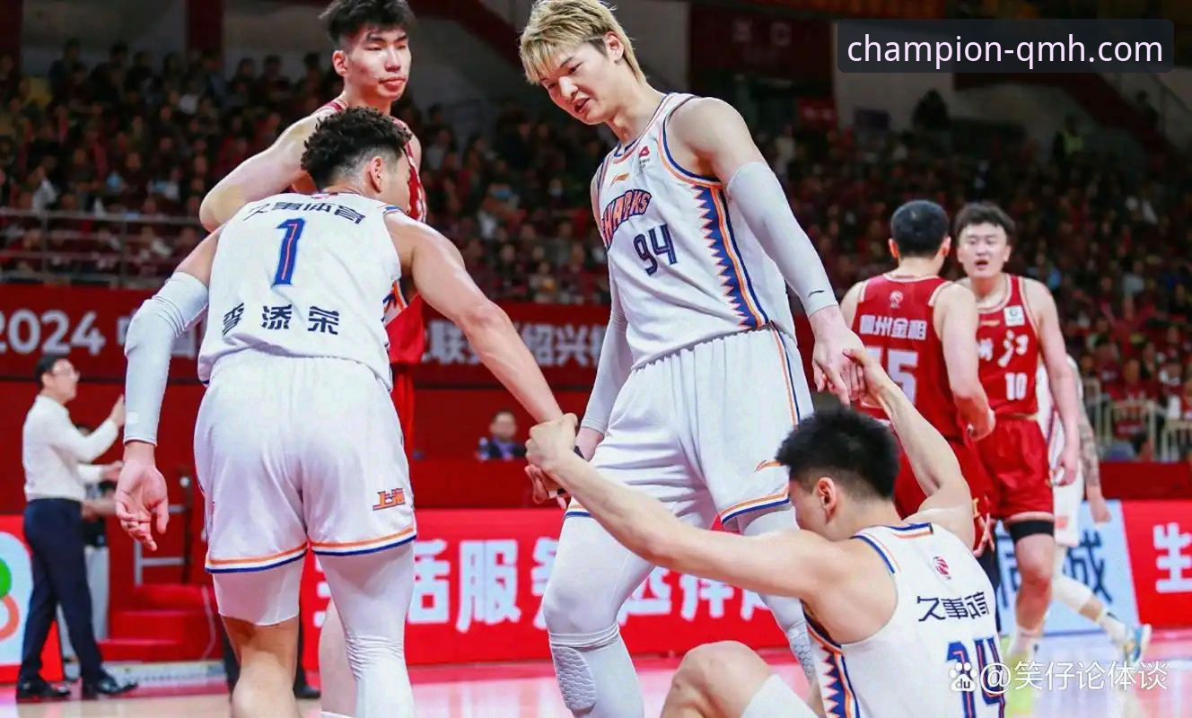 球盟会体育娱乐平台 一场跌宕起伏的CBA对决详解:从广州爆冷到艾伦伤退